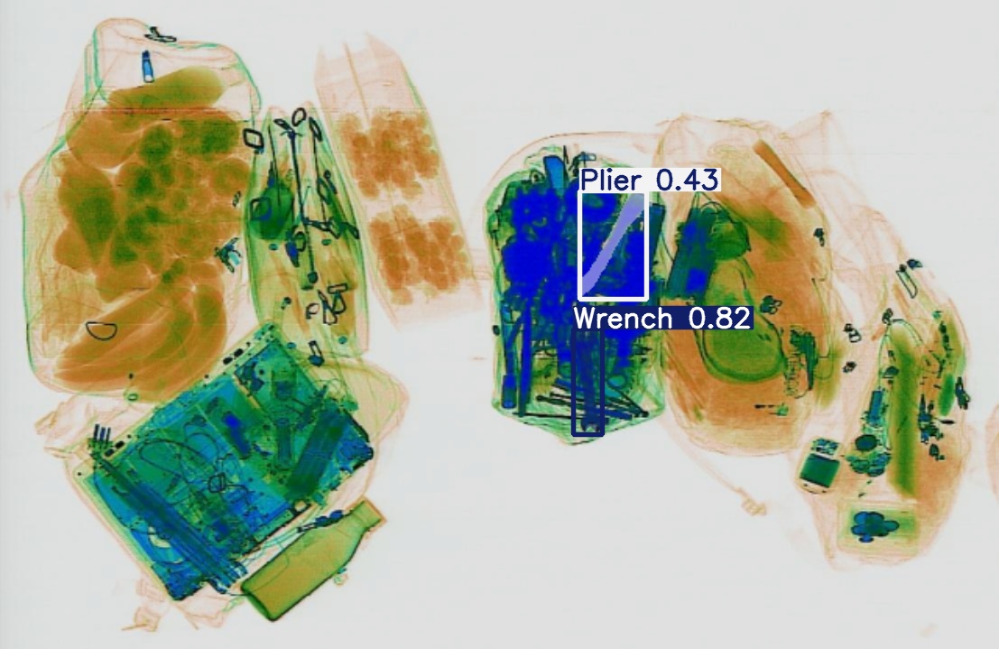 Detection preview by Segmentatation_v8_medium_train_250