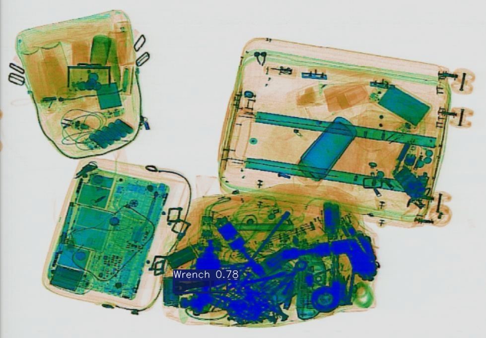 Detection preview by Segmentatation_v8_medium_train_250