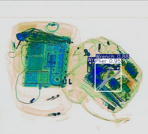 Detection preview by Segmentatation_v8_medium_train_250