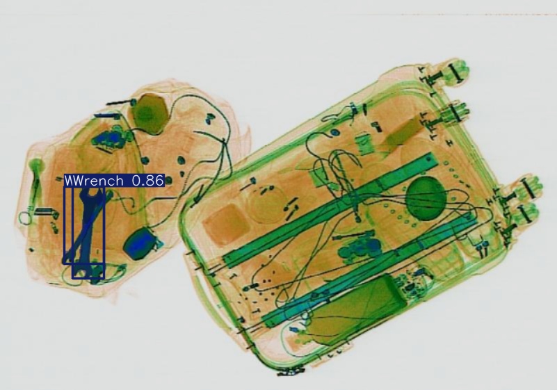 Detection preview by Segmentatation_v8_medium_train_250