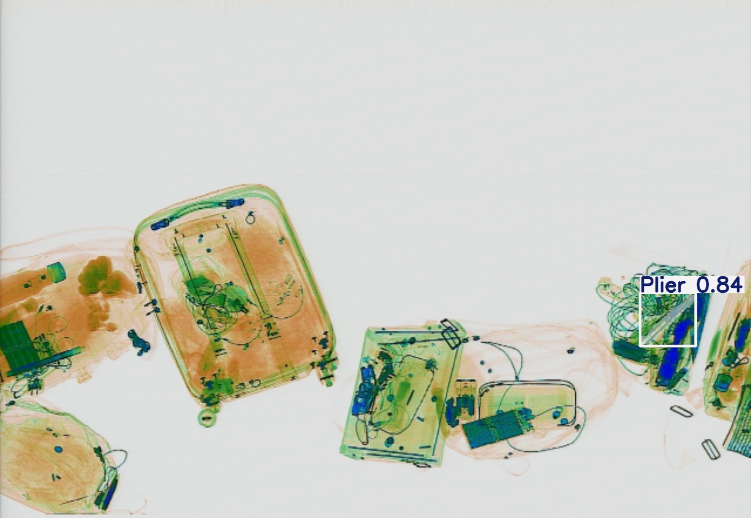 Detection preview by Segmentatation_v8_medium_train_250