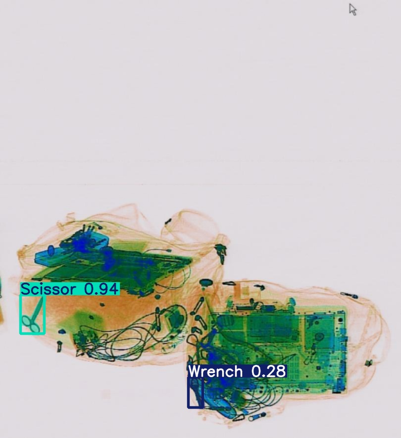 Detection preview by Segmentatation_v8_medium_train_250