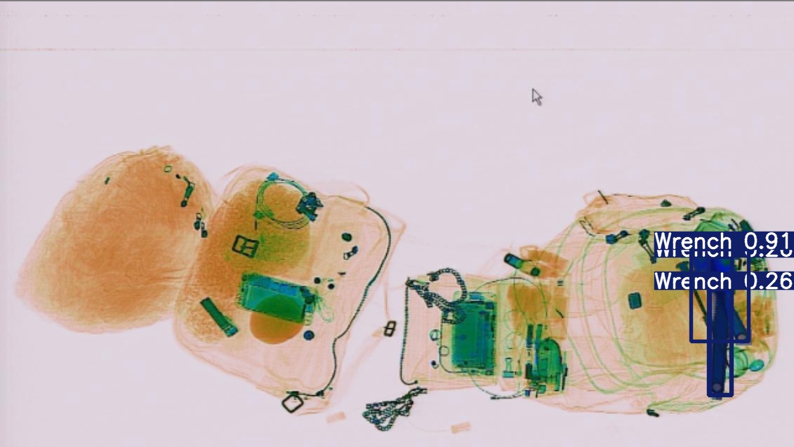 Detection preview by Segmentatation_v8_medium_train_250