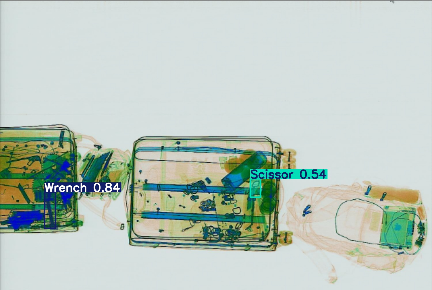 Detection preview by Segmentatation_v8_medium_train_250