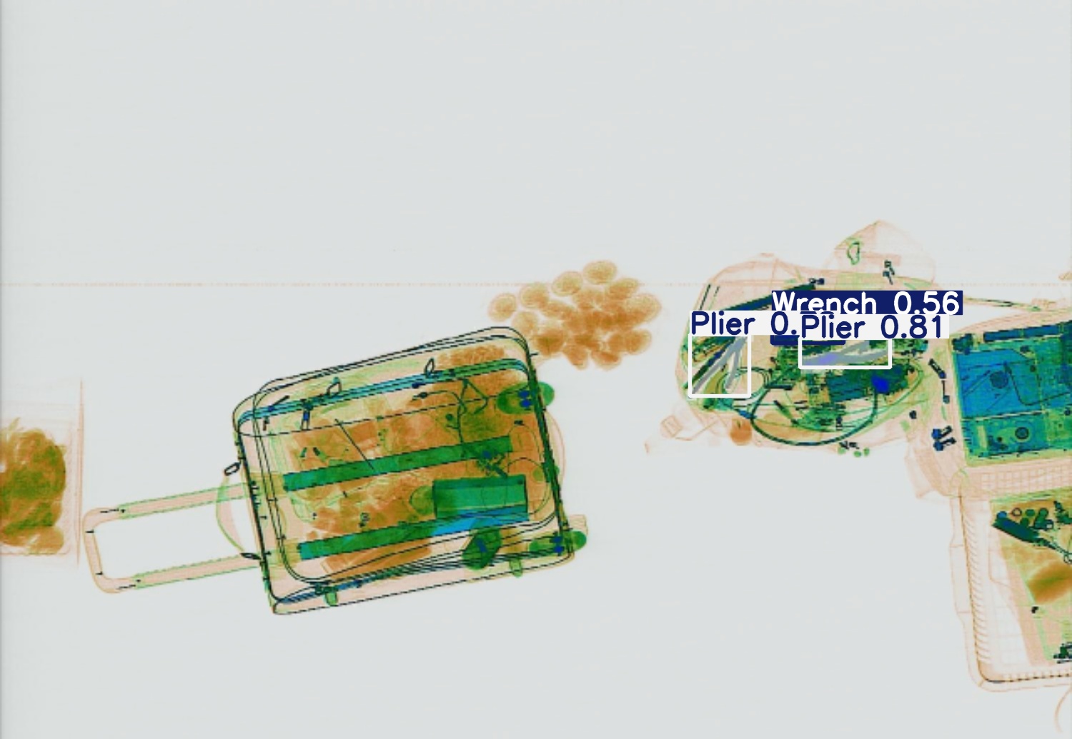 Detection preview by Segmentatation_v8_medium_train_250