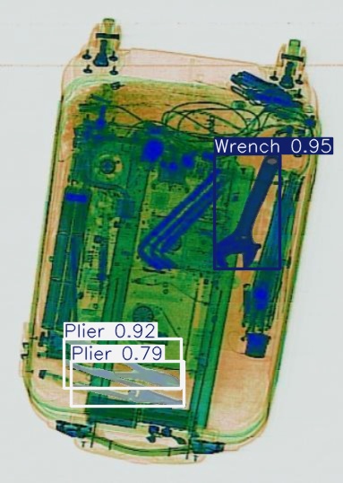 Detection preview by Segmentatation_v8_medium_train_250