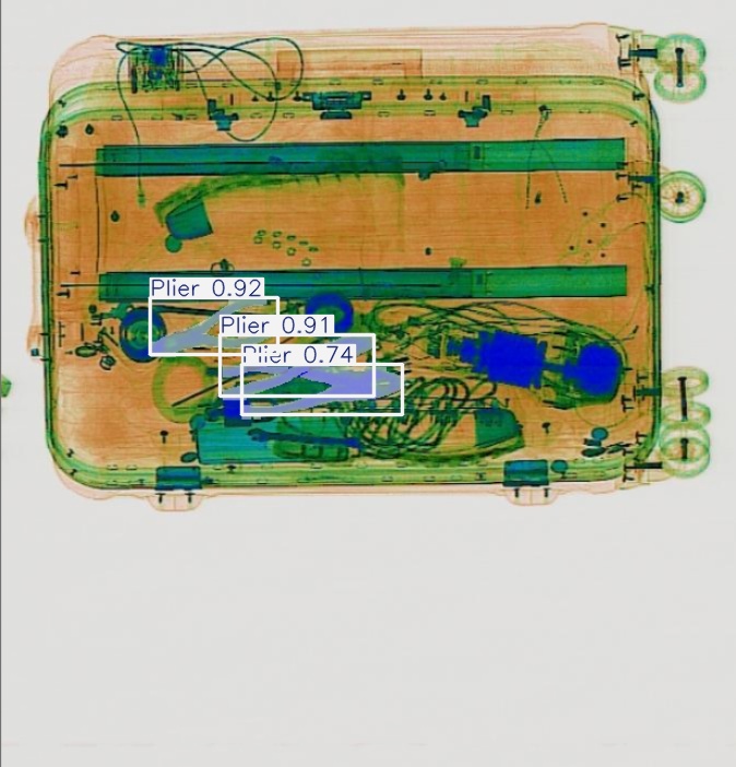 Detection preview by Segmentatation_v8_medium_train_250