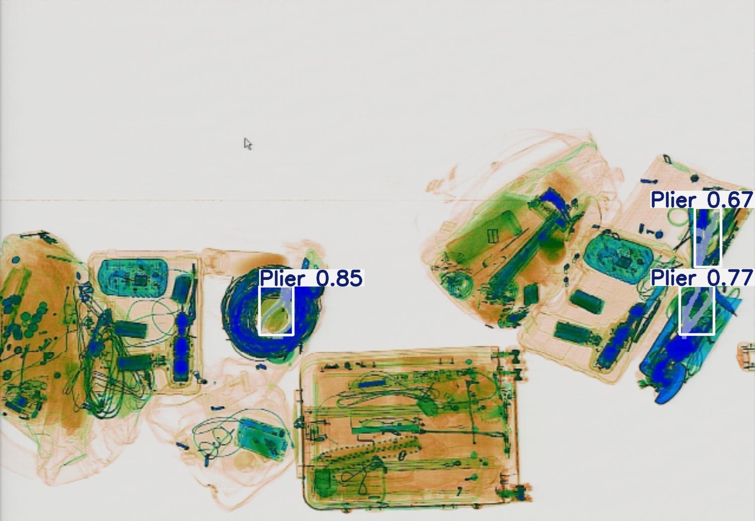 Detection preview by Segmentatation_v8_medium_train_250