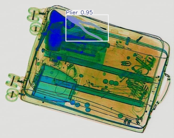 Detection preview by Segmentatation_v8_medium_train_250