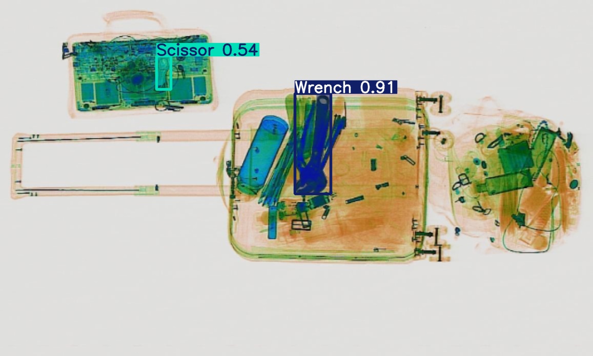 Detection preview by Segmentatation_v8_medium_train_250