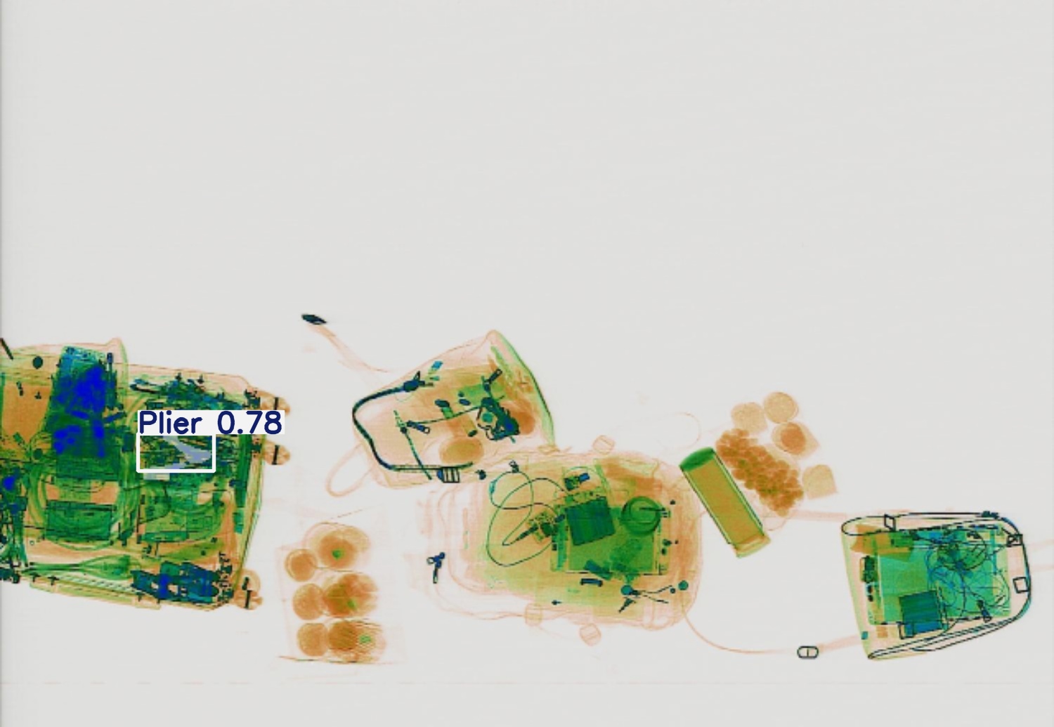 Detection preview by Segmentatation_v8_medium_train_250