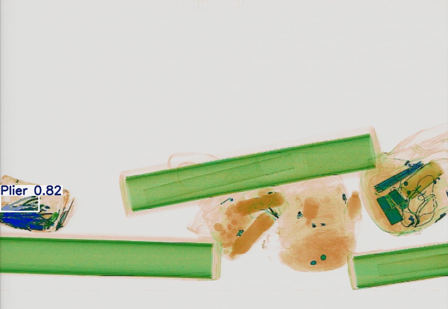 Detection preview by Segmentatation_v8_medium_train_250