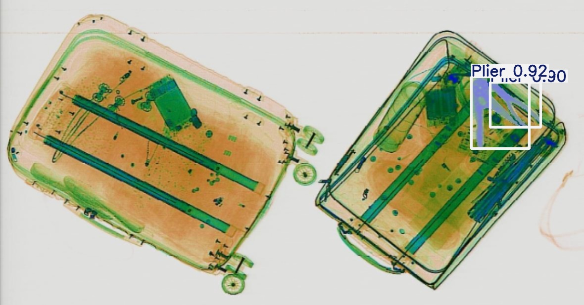 Detection preview by Segmentatation_v8_medium_train_250