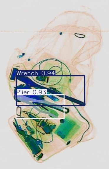 Detection preview by Segmentatation_v8_medium_train_250