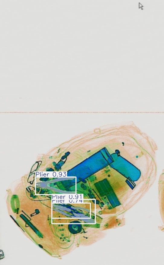 Detection preview by Segmentatation_v8_medium_train_250