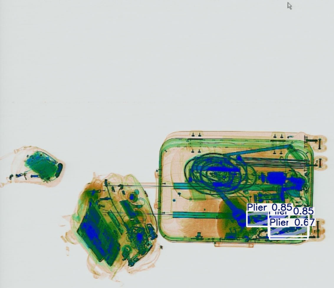 Detection preview by Segmentatation_v8_medium_train_250
