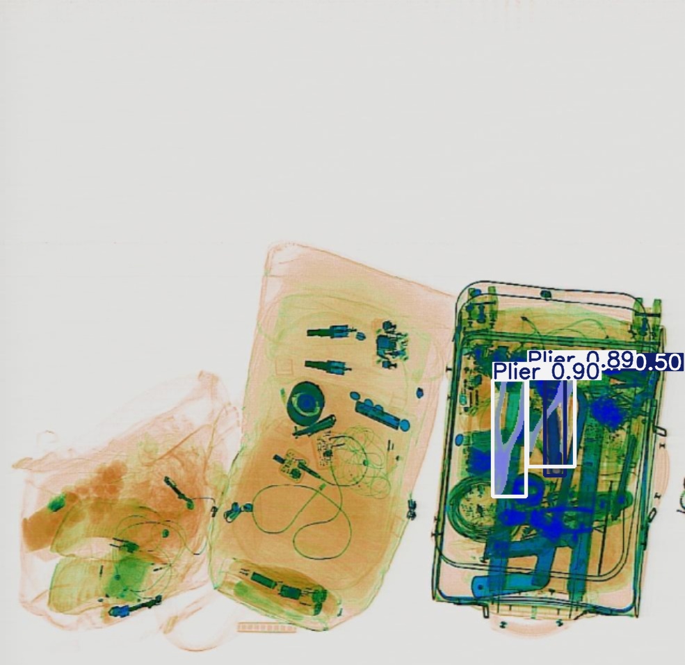 Detection preview by Segmentatation_v8_medium_train_250