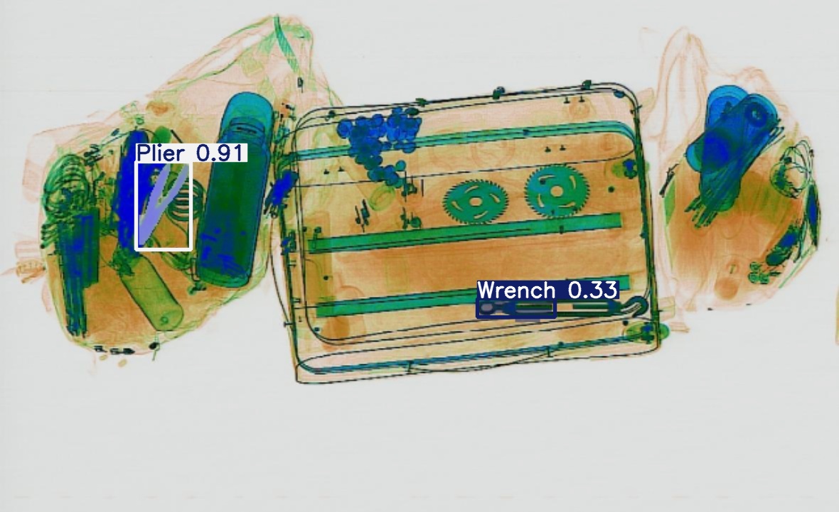 Detection preview by Segmentatation_v8_medium_train_250