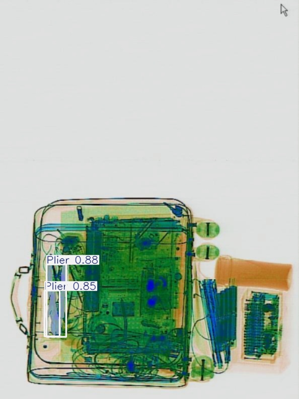 Detection preview by Segmentatation_v8_medium_train_250