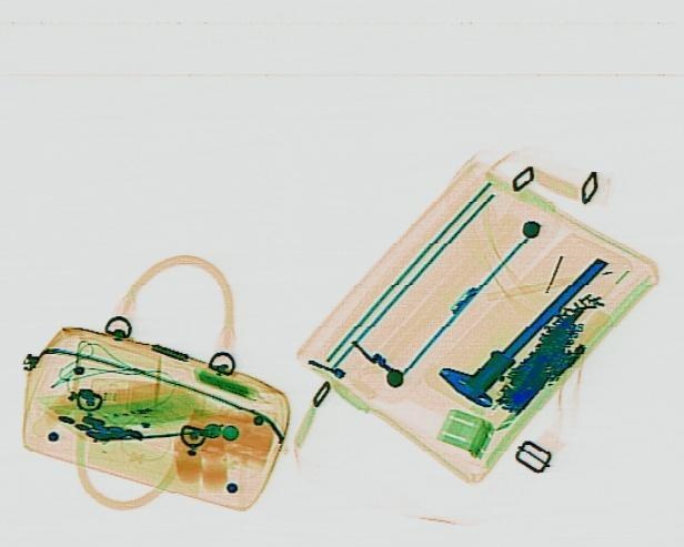 Detection preview by Segmentatation_v8_medium_train_250