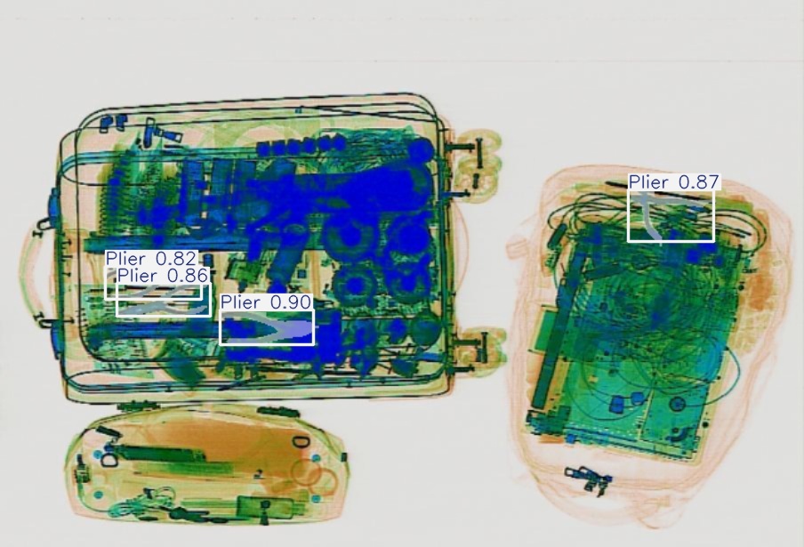 Detection preview by Segmentatation_v8_medium_train_250