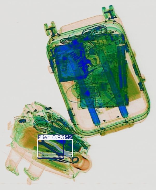 Detection preview by Segmentatation_v8_medium_train_250