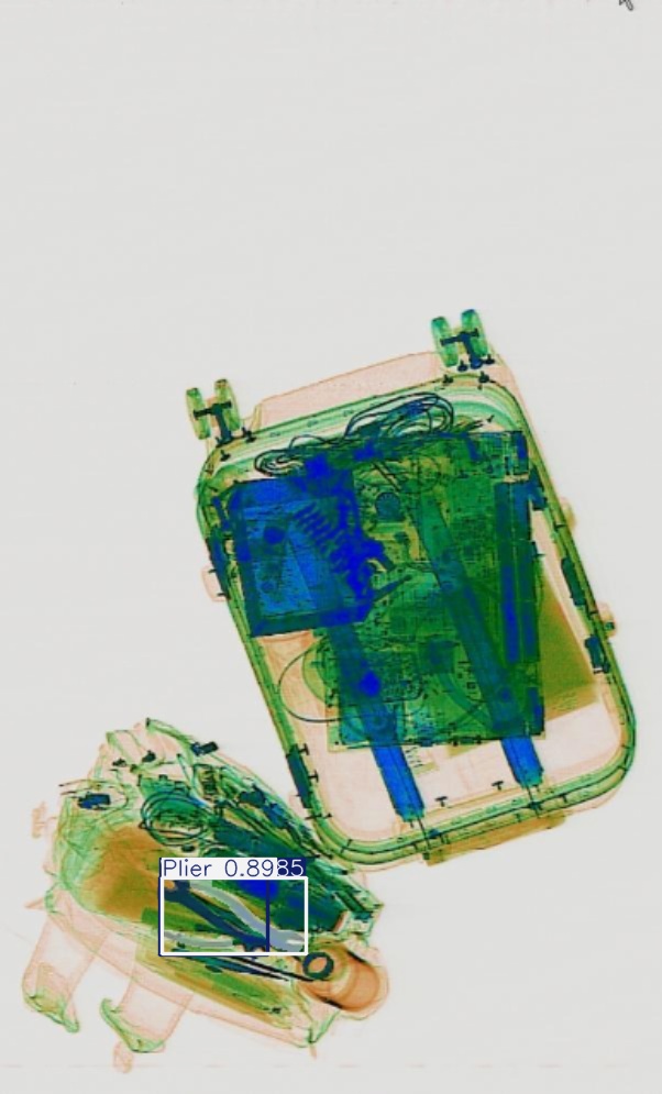 Detection preview by Segmentatation_v8_medium_train_250