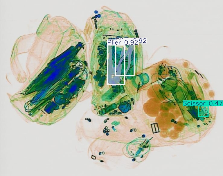 Detection preview by Segmentatation_v8_medium_train_250