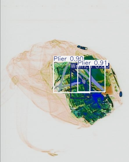 Detection preview by Segmentatation_v8_medium_train_250