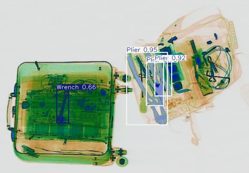 Detection preview by Segmentatation_v8_medium_train_250