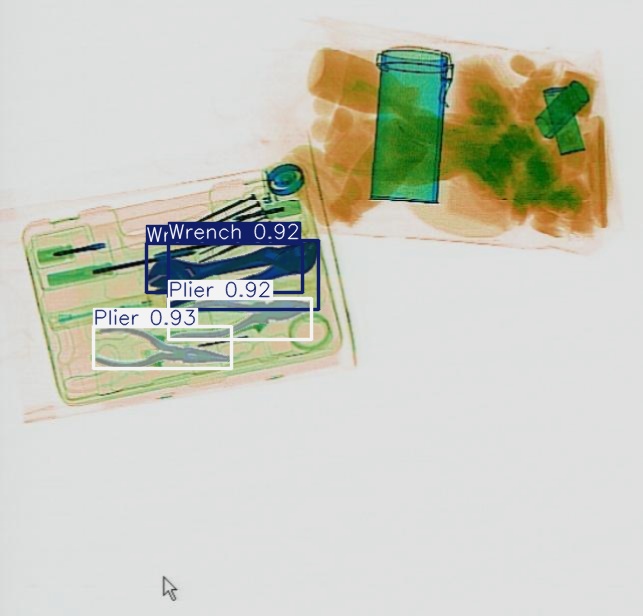 Detection preview by Segmentatation_v8_medium_train_250