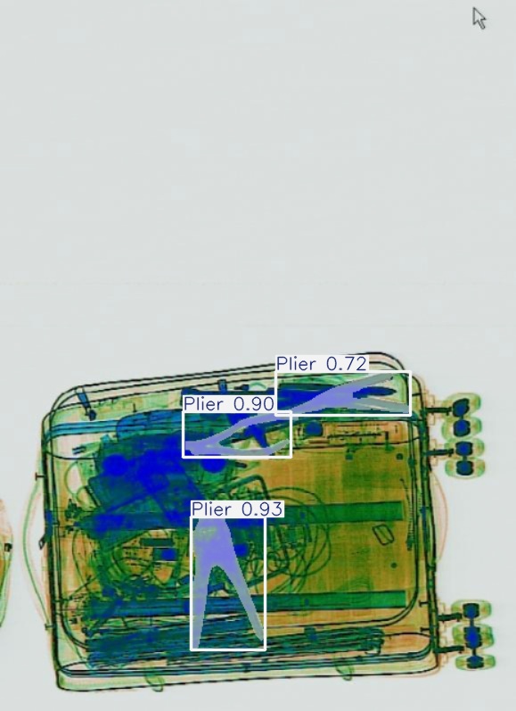 Detection preview by Segmentatation_v8_medium_train_250
