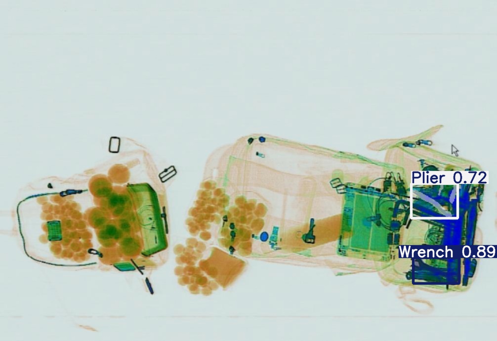Detection preview by Segmentatation_v8_medium_train_250