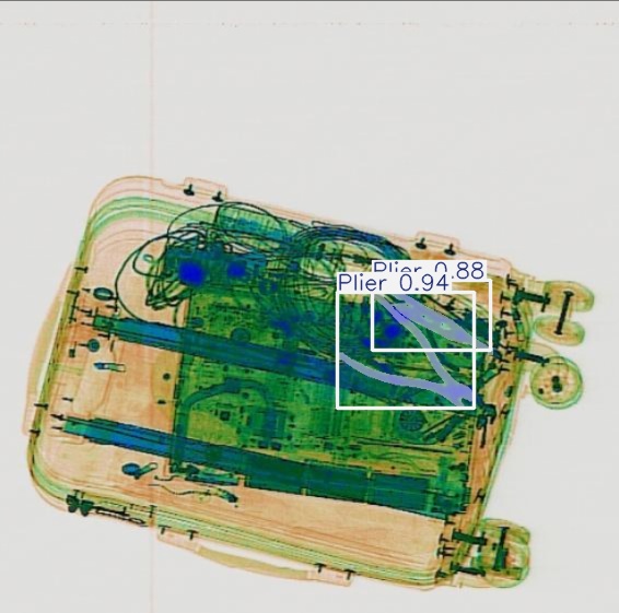 Detection preview by Segmentatation_v8_medium_train_250