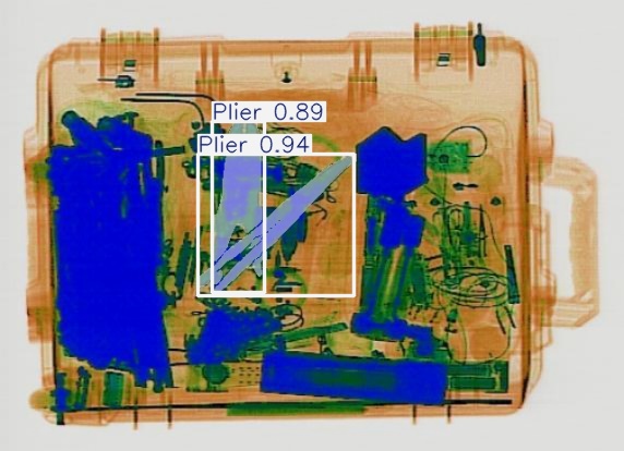 Detection preview by Segmentatation_v8_medium_train_250