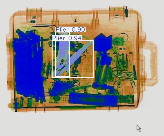 Detection preview by Segmentatation_v8_medium_train_250