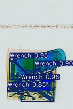 Detection preview by Segmentatation_v8_medium_train_250