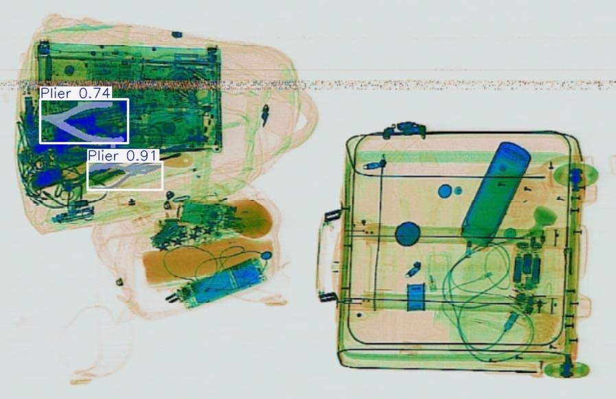 Detection preview by Segmentatation_v8_medium_train_250