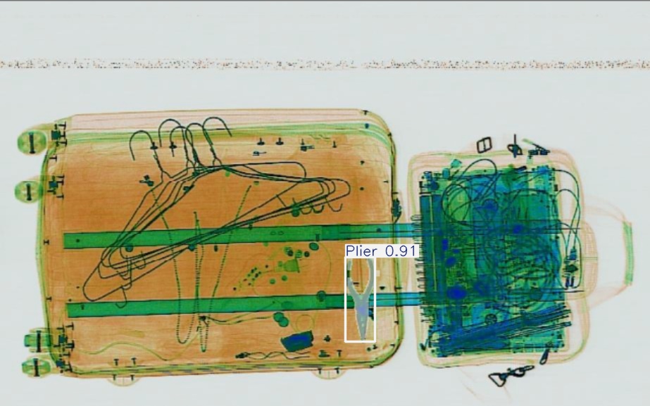 Detection preview by Segmentatation_v8_medium_train_250