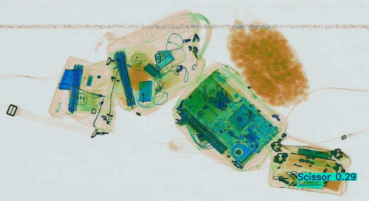 Detection preview by Segmentatation_v8_medium_train_250