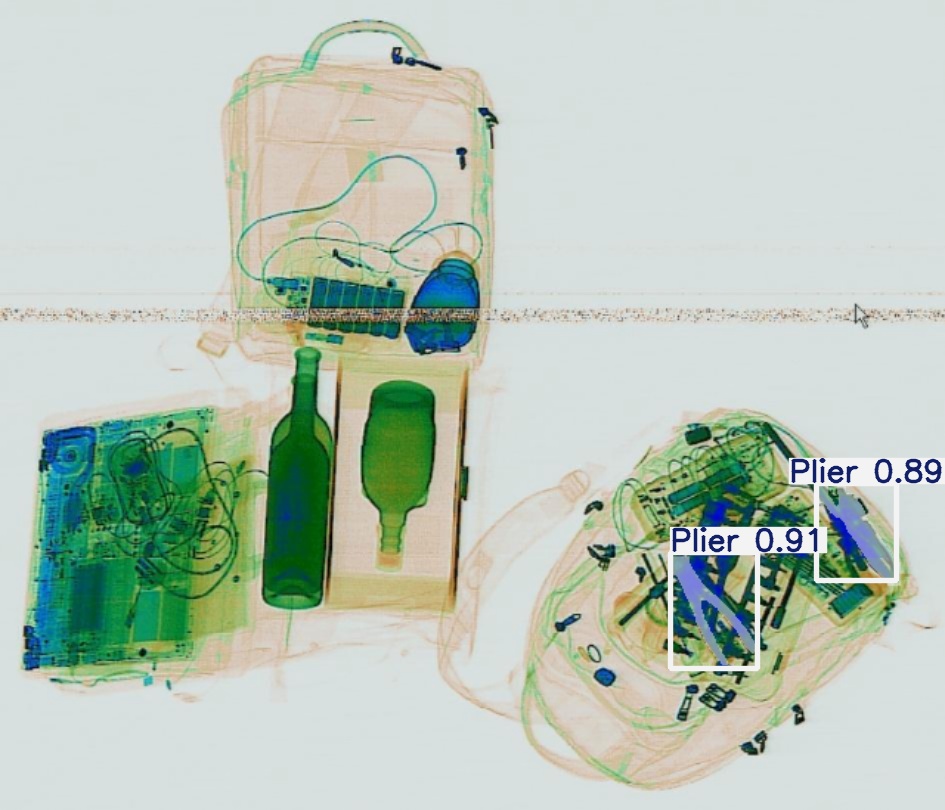 Detection preview by Segmentatation_v8_medium_train_250