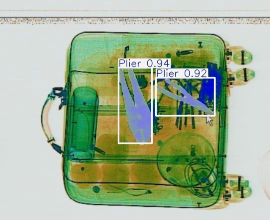 Detection preview by Segmentatation_v8_medium_train_250