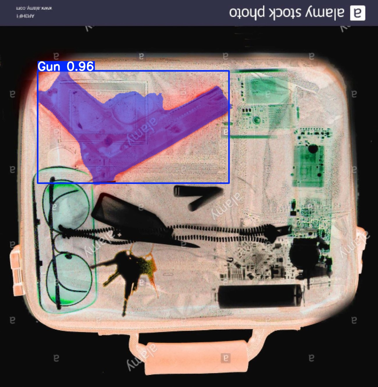 Detection preview by Segmentatation_v8_medium_train_250