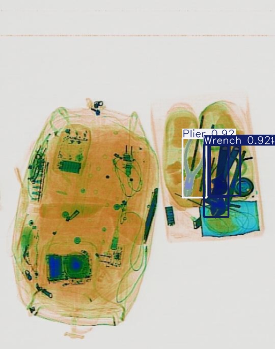 Detection preview by Segmentation_V11_large_300_train_300