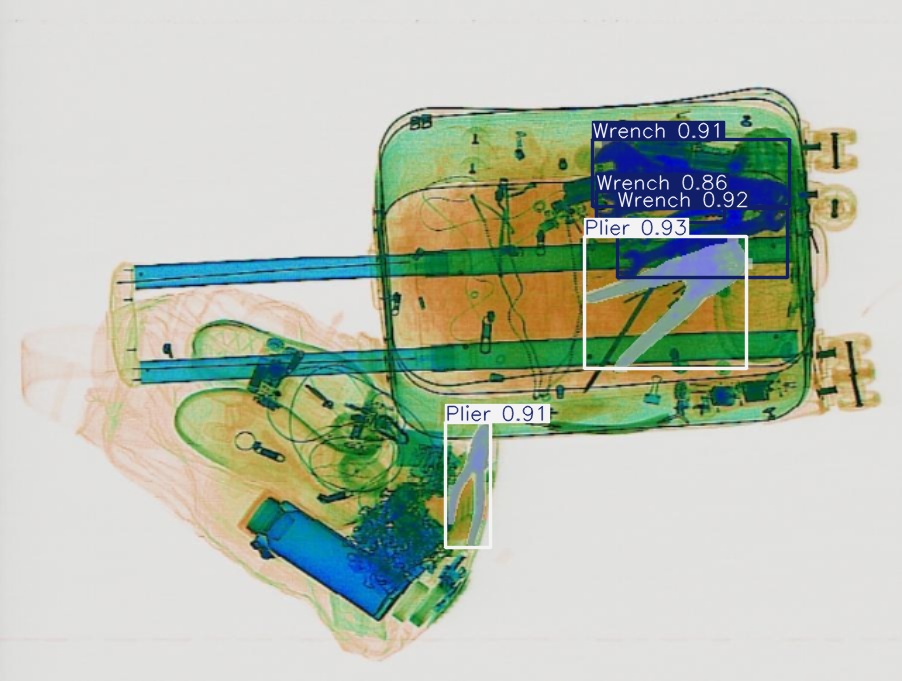 Detection preview by Segmentation_V11_large_300_train_300