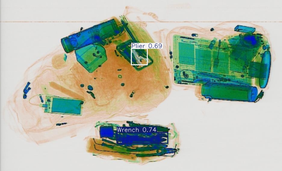 Detection preview by Segmentation_V11_large_300_train_300