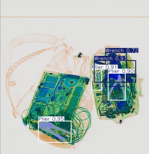 Detection preview by Segmentation_V11_large_300_train_300