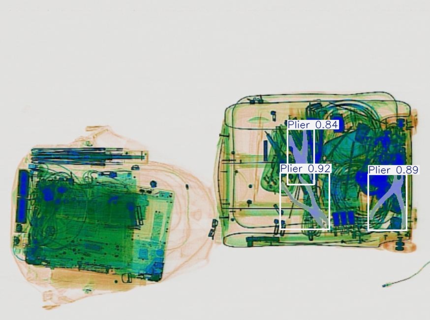 Detection preview by Segmentation_V11_large_300_train_300