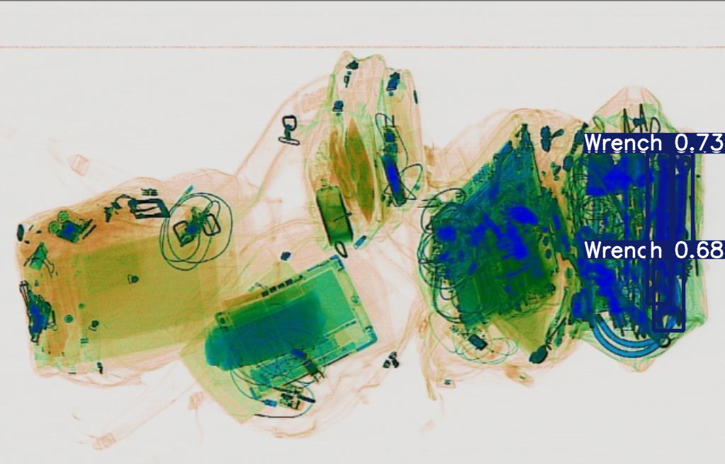 Detection preview by Segmentation_V11_large_300_train_300