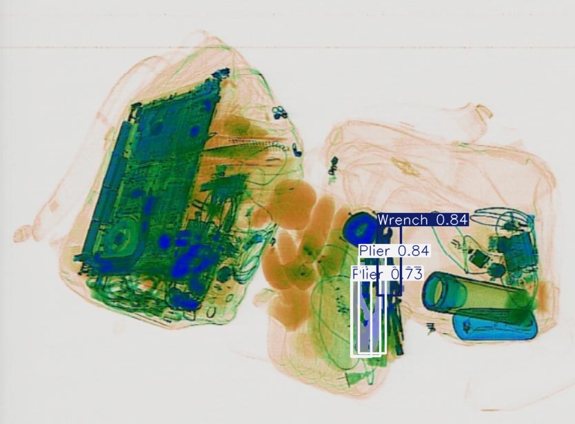 Detection preview by Segmentation_V11_large_300_train_300